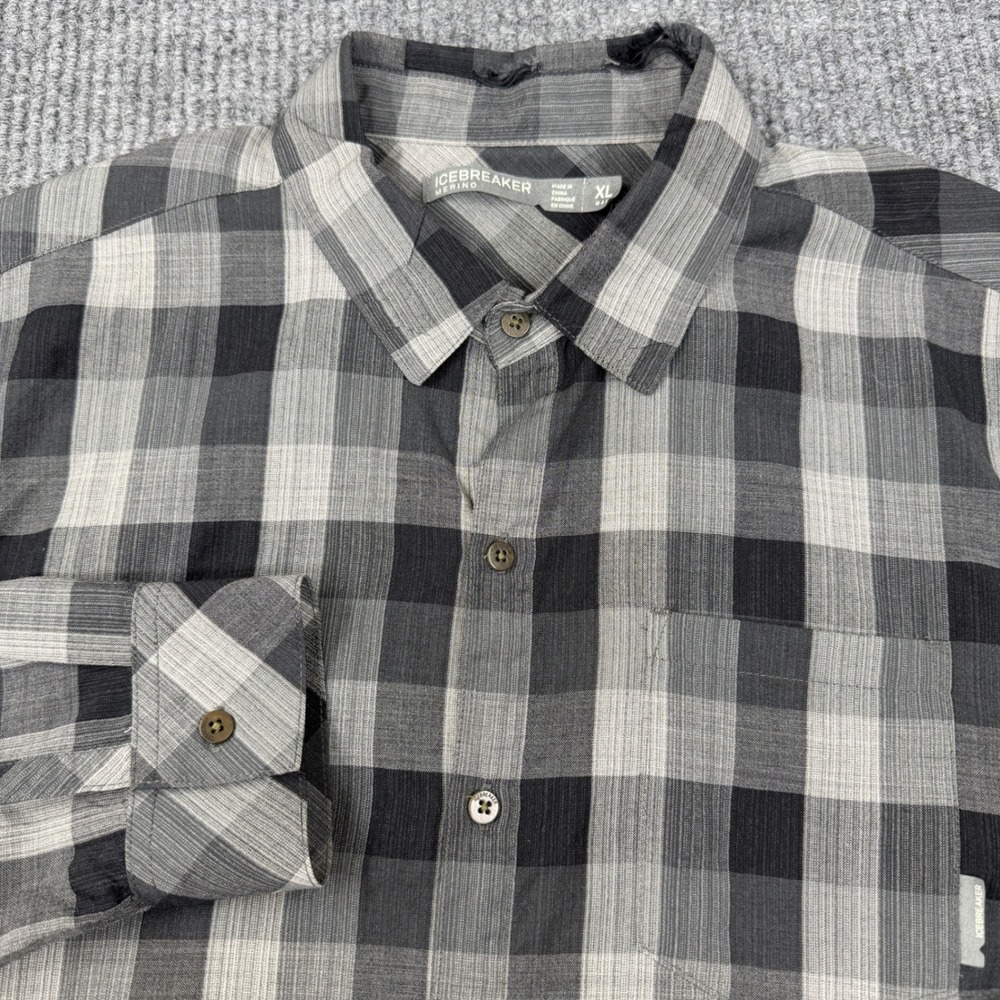 Icebreaker Mens Button Front Long Sleeve Shirt XL Grey Plaid Merino Wool *